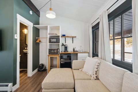 Long's Peak Apartment in Allenspark