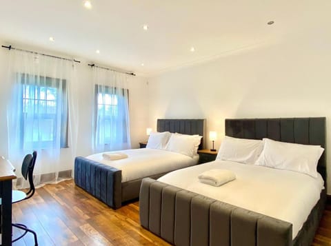 West Lodge Apartment in Leeds