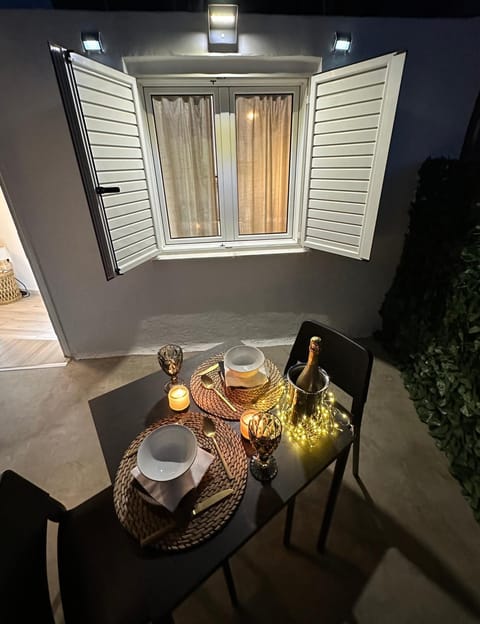 Central House in Plaka Apartment in Plaka