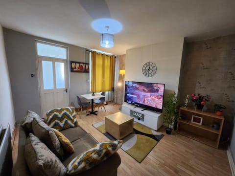 Primos Executive - 2 Bedroom House in Wallsend Apartment in Newcastle upon Tyne