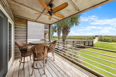 Needle Rush Point Unit C11 House in Ono Island