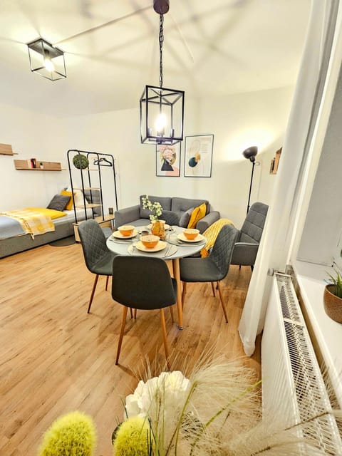 Living room, Seating area, Dining area, Bedroom