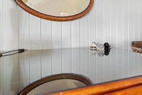 Central Arctic Panoramic Views Apartment in Tromso