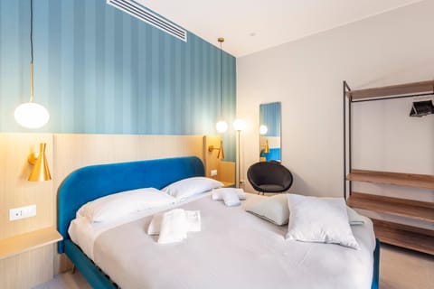 Bed, Bedroom, wardrobe