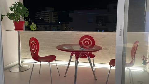 Balcony/Terrace, Living room, Dining area