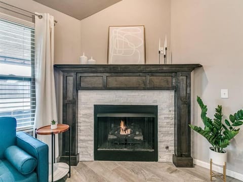 Gorgeous Edmond Home- Large Covered Patio! House in Oklahoma City