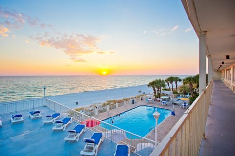 Day, Natural landscape, Balcony/Terrace, Beach, Pool view, Sea view, Swimming pool, Sunset