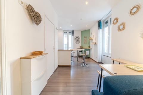 Le St Antoine cosy 4 pers Lafayette Part Dieu Apartment in Villeurbanne