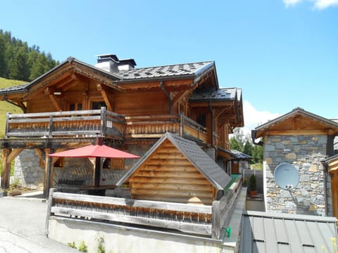 Chalet spacieux avec jacuzzi, animaux admis, proche pistes - FR-1-181-2797 Chalet in Mâcot-la-Plagne
