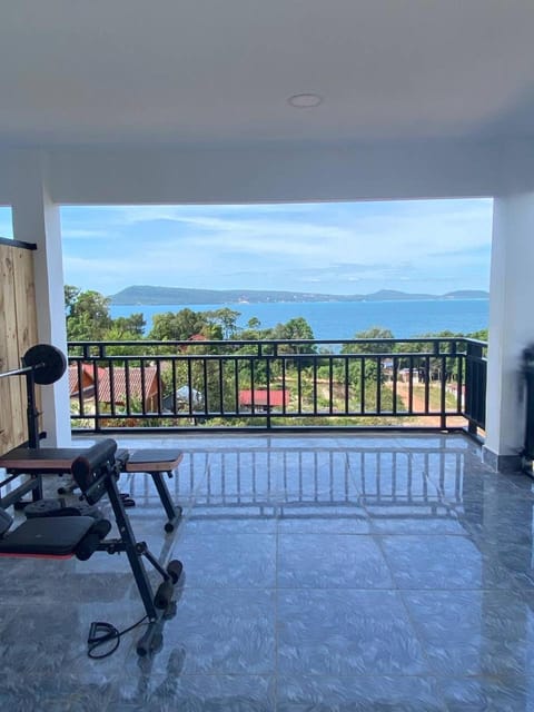 Property building, Balcony/Terrace, Sea view