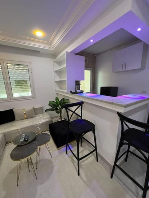 TV and multimedia, Kitchen or kitchenette, Living room, Lounge or bar