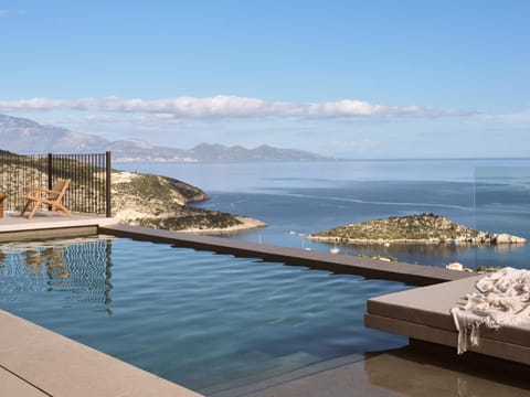 Day, Natural landscape, Mountain view, Pool view, Sea view, Swimming pool