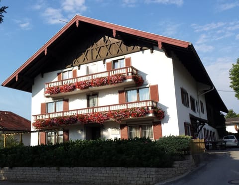 Ferienwohnungen Maderhof Apartment in Prien am Chiemsee