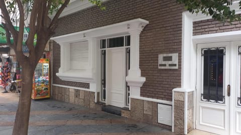 Property building, Neighbourhood, Street view