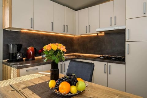 Cozy and Chic Little House with pool Ivinj - 4 House in Tisno