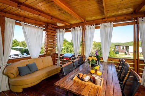 Cozy and Chic Little House with pool Ivinj - 4 House in Tisno