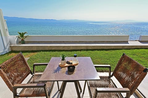 Day, Natural landscape, View (from property/room), Balcony/Terrace, Sea view