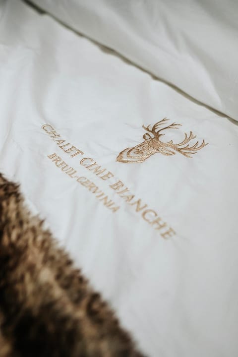 Bed, Decorative detail