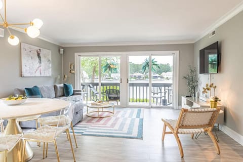 Pinehurst Lakefront Condo Apartment in Pinehurst