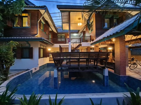 Property building, Swimming pool