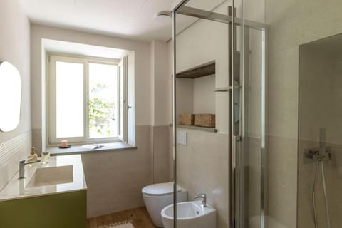 Sky and Vineyards - Nespolo - Apartment in La Morra