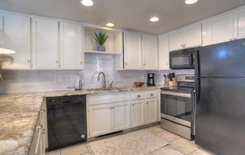 Silverpick Condo 104 Near Purgatory - Grand Mountain Getaway House in Purgatory