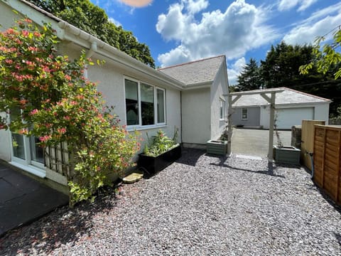 Allt Lwyd - Peaceful & Tranquil Setting House in Bangor