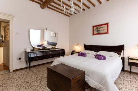 [duomo-centro storico] casa tipica centro storico Bed and Breakfast in Massa Marittima