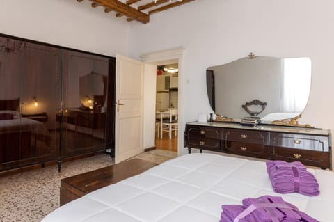 [duomo-centro storico] casa tipica centro storico Bed and Breakfast in Massa Marittima