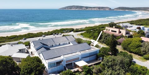 Beachy Head Hideaway 10 - Sea Views Robberg Beach Apartment in Plettenberg Bay