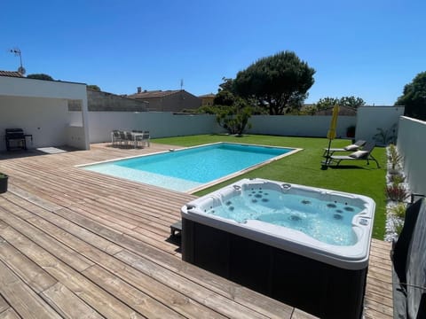 Villa Noam Haut Standing 220m2 Villa in Provence-Alpes-Côte d'Azur