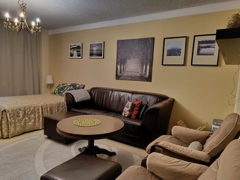 Seating area, Text overlay