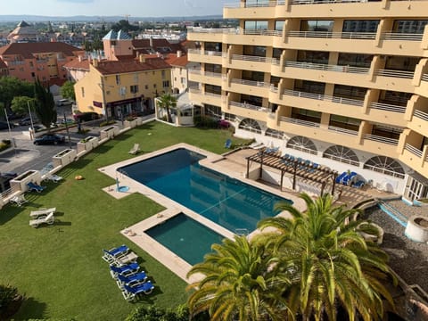 Garden, Swimming pool