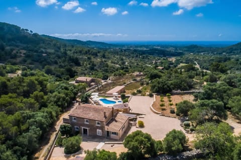 Property building, Day, Bird's eye view, Garden, Mountain view, Pool view, Sea view, Swimming pool