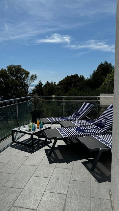 Villa Orada - superior apartment Apartment in Brela