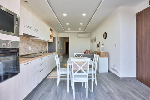 Two Bedroom Apartment in Xemxija, St. Paul's Bay Apartment in Saint Paul's Bay