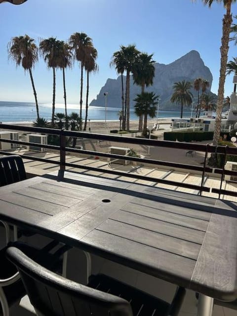 Restaurant/places to eat, Day, Natural landscape, Beach, Mountain view, Sea view