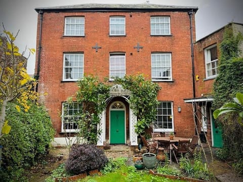 Large Georgian house in heart of Exeter House in Exeter