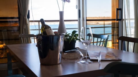 Mellieha Bay 3 Bedroom Apartment ''Coastal Comfort'' Apartment in Malta