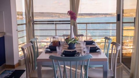 Mellieha Bay 3 Bedroom Apartment ''Coastal Comfort'' Apartment in Malta