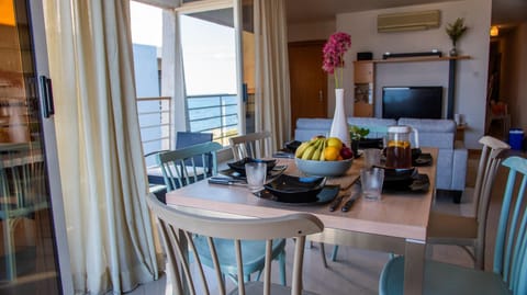 Mellieha Bay 3 Bedroom Apartment ''Coastal Comfort'' Apartment in Malta
