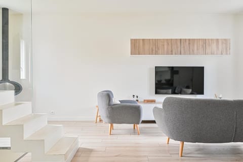 La Casa Blanca - 6 personnes proche Disney & Paris House in Gagny