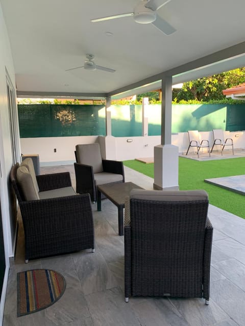Patio, Balcony/Terrace, Seating area, fireplace