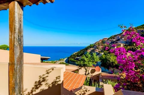 View (from property/room), Balcony/Terrace, Sea view