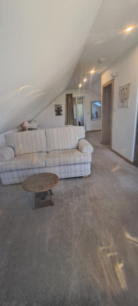 Robins Nest Apartment in Craven District