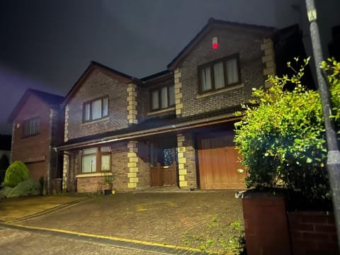Property building, Night
