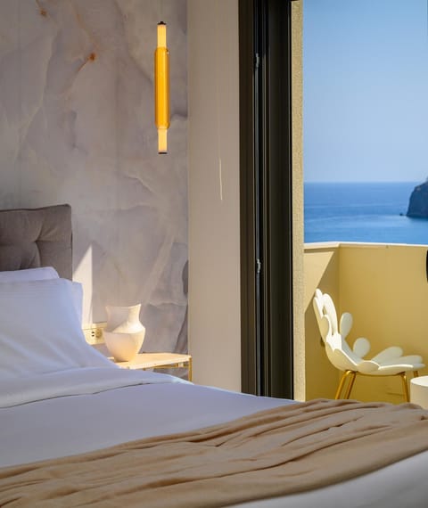 Bed, Bedroom, Sea view