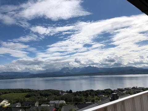 Panorama view! Modern,Balcony/parking Apartment in Nordland, Norway
