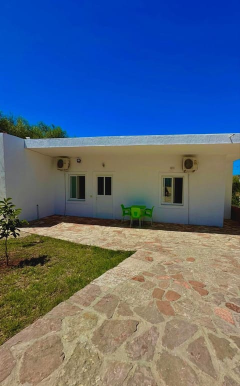 Balcony/Terrace, Garden view
