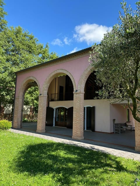 Property building, Balcony/Terrace